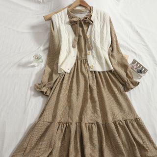 Set: Puff-sleeve Floral Print Midi A-line Dress + Sweater Vest