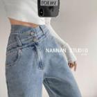 Details Slide-slit Straight-cut Jeans