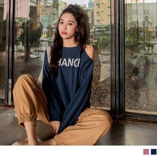 Cutout Cold Shoulder Letter Print T-shirt