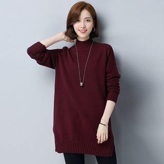 Materntiy Mock-neck Sweater