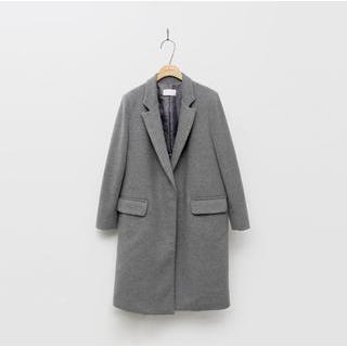 Notched-lapel Hidden-button Coat