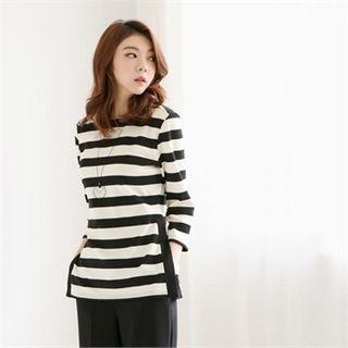 3/4-sleeve Zip-back Striped Top