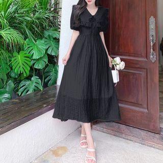 Short-sleeve V-neck Strap A-line Dress