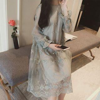 Cutout Long-sleeve Loose-fit Dress