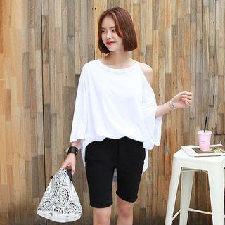 Cold-shoulder Over-fit T-shirt