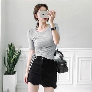 Drawcord-side Slim-fit T-shirt