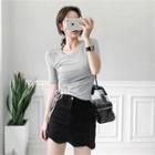 Drawcord-side Slim-fit T-shirt