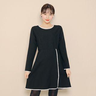 Zip-back Contrast-trim A-line Dress