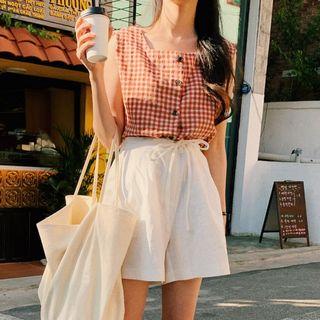 Plaid Sleeveless Top / Wide Leg Shorts