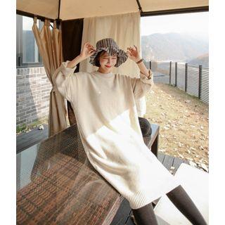 Round-neck Long Knit Dress
