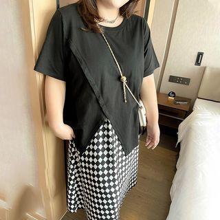 Short-sleeve Asymmetrical Slit T-shirt / Argyle Print Midi A-line Skirt