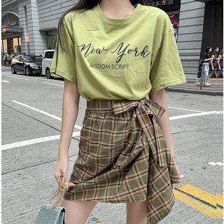 Set: Lettering Short-sleeve T-shirt + Plaid Tie-waist Mini A-line Skirt