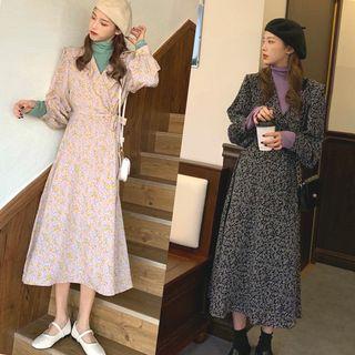 Floral V-neck Long-sleeve Dress / Plain Turtle-neck Long-sleeve Top