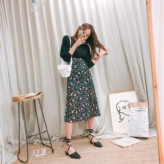 Set: Puff-sleeve Top + Floral Chiffon Skirt Black - One Size