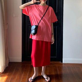 Plain Short-sleeve T-shirt / Slit Hem Midi Pencil Skirt