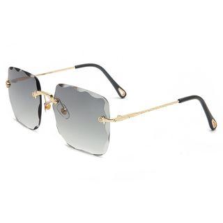 Wavy Square Shape Sunglasses