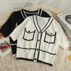 Contrasted Button-up Crop T-shirt
