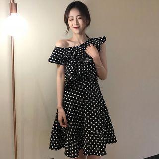 Dotted Ruffle Trim Off Shoulder Short Sleeve Dress
