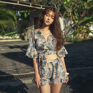 Set: Elbow-sleeve Print Top + Shorts + Bikini Top + Bottom