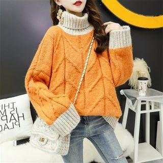 Contrast Trim Cable-knit Turtleneck Sweater