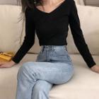 V-neck Bow-back T-shirt
