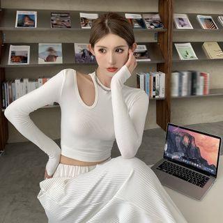 Asymmetrical Cutout Cropped T-shirt