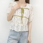 Square-neck Floral Shirred Cropped Blouse White - One Size