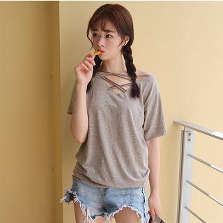 V-neck Lattice Short-sleeve T-shirt