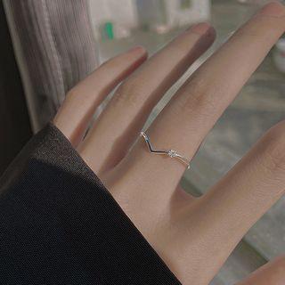 V Shape Rhinestone Sterling Silver Ring 1pc - Silver - One Size