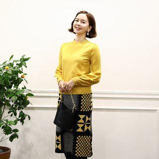 Patterned A-line Midi Knit Skirt