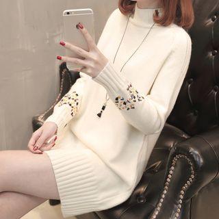 Embroidered Mock-neck Long Sweater