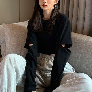 Long-sleeve Round-neck Cropped Ripped Plain Top
