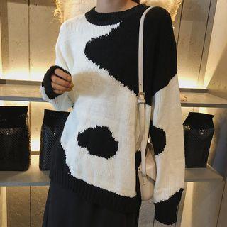 Color Block Sweater / Straight Cut Midi Skirt