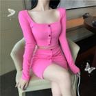 Square Neck Long-sleeve T-shirt / Pencil Skirt