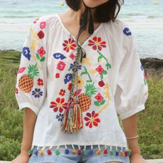 Pineapple Embroidered 3/4 Sleeve Blouse