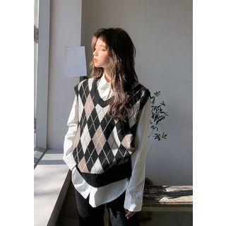 Woolen Argyle Knit Vest