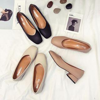 Square-toe Low-heel Pumps