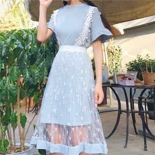 Set: Short-sleeve T-shirt Dress + Suspender Lace Skirt