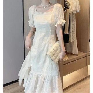 Short-sleeve Square-neck A-line Dress / Midi Dress