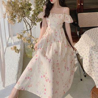 Off-shoulder Print Ruffled Maxi Dress