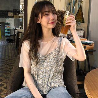 Set: Short-sleeve Chiffon Top + Floral Camisole Top As Shown In Figure - One Size