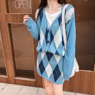 V-neck Argyle Print Cardigan / Mini Knit Skirt