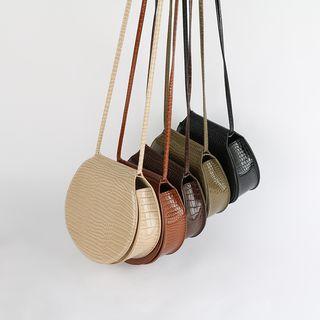 Faux Croc Grain Crossbody Round Bag