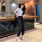 Tie-back Short-sleeve Cropped Top / Gather-cuff Sweatpants