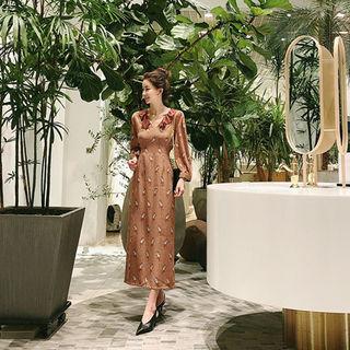 Frilled-collar Tie-waist Pattern Dress