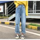 Cut-out Washed Jeans