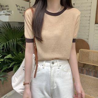Short-sleeve Round-neck Contrast Trim Knit Top