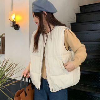 Contrast Trim Round Neck Vest