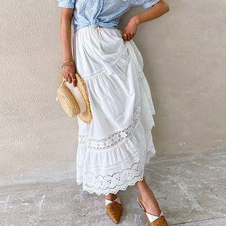 Puff-sleeve Floral Embroidered Blouse / Lace Trim Midi A-line Skirt
