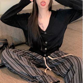 Plain Cardigan / Striped Pants